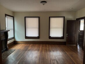 1766-1768-1768 Oak St in Columbus, OH - Building Photo - Building Photo