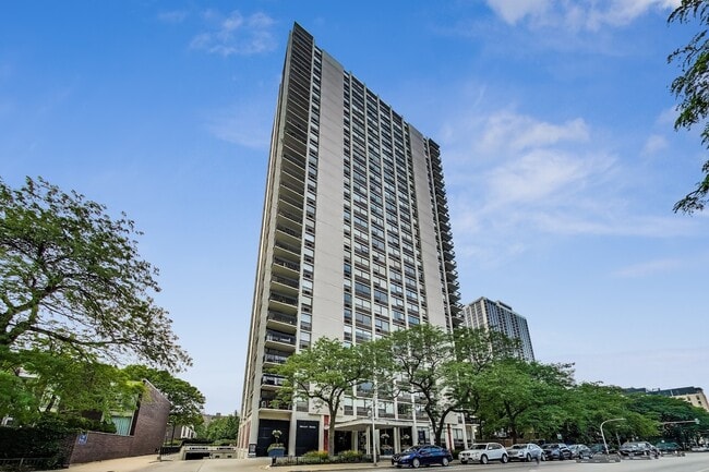 1455 N Sandburg Terrace