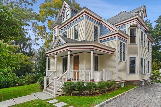property at 624 NY-22
