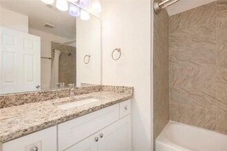 4624 San Jacinto St in Dallas, TX - Building Photo - Building Photo