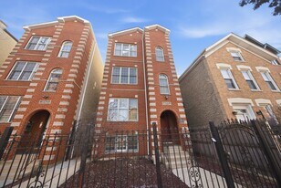 844 N Wood St, Unit 3 in Chicago, IL - Building Photo