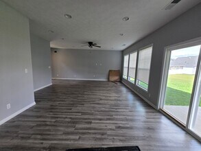 3885 Little Bluestem Dr in Owensboro, KY - Building Photo - Building Photo