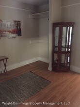 11709 Ashbury Ave in Cleveland, OH - Building Photo - Building Photo