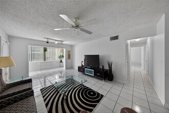6253 Bay Club Dr in Fort Lauderdale, FL - Building Photo - Building Photo