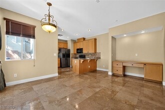 551 Via Ripagrande Ave in Henderson, NV - Building Photo - Building Photo