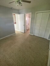 711 Gotham Ct in West Palm Beach, FL - Foto de edificio - Building Photo