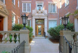 285 Harvard St, Unit #110 in Cambridge, MA - Building Photo