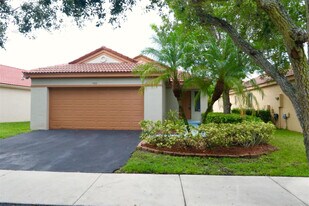 1466 Mira Vista Cir in Weston, FL - Building Photo