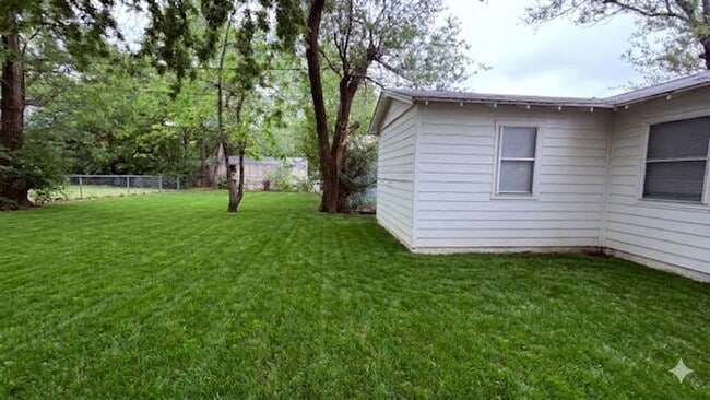 3065 NE 16th St in Oklahoma City, OK - Building Photo - Building Photo