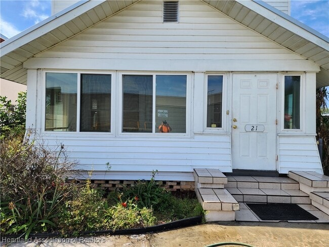 property at 21 Fields St