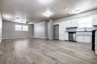 617 Queensboro Pl in Yukon, OK - Building Photo - Building Photo