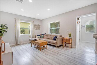 1891 Oglesby Ave in Winter Park, FL - Building Photo - Building Photo