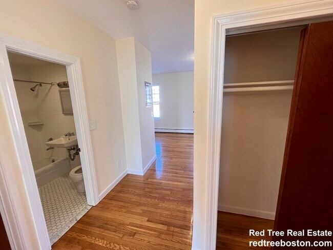 172 N Beacon St in Boston, MA - Building Photo - Building Photo