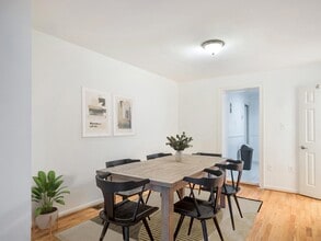 319 I St NE in Washington, DC - Foto de edificio - Building Photo