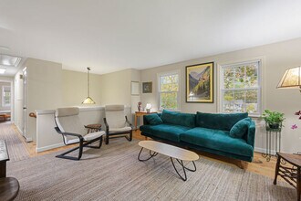 9 Blue Bird Rd in Middletown, CT - Building Photo - Building Photo