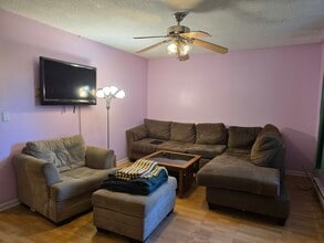 40 Hillside Ave in Watertown, CT - Building Photo - Building Photo