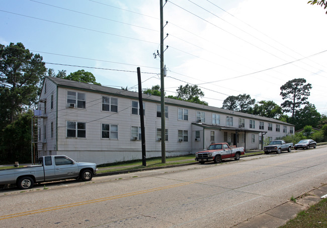 Spanish Trace Apartments in Mobile, AL - Foto de edificio - Building Photo