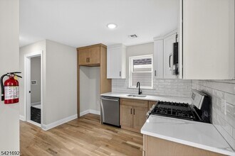 455 Fulton St in Elizabeth, NJ - Building Photo - Building Photo