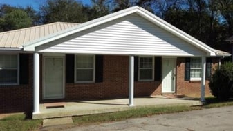 85 Lawn St in Clarksville, TN - Building Photo