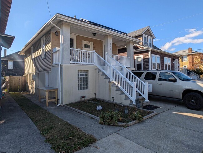 450 N Connecticut Ave in Atlantic City, NJ - Building Photo - Building Photo