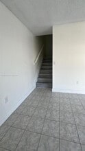 15420 SW 81st Circle Ln in Miami, FL - Building Photo - Building Photo
