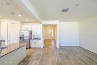 24092 N 165th Ln in Surprise, AZ - Building Photo - Building Photo