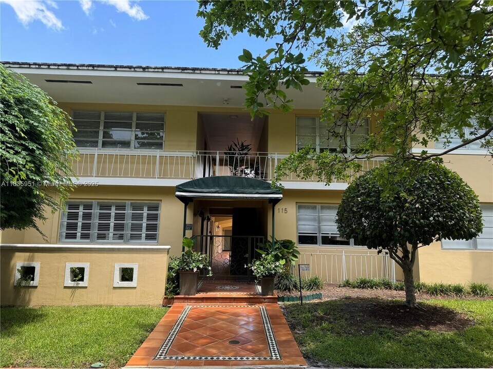 115 Calabria Ave in Coral Gables, FL - Building Photo