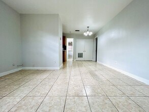 35 E Winter Park St-Unit -35B in Orlando, FL - Building Photo - Building Photo