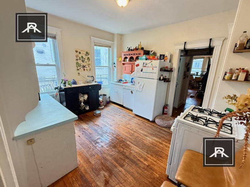 44 Long Ave in Boston, MA - Building Photo