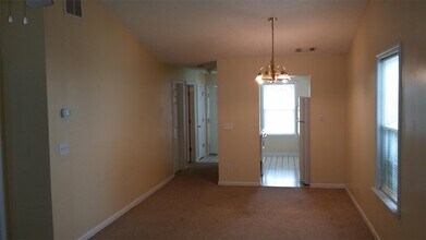 1731 Summerwoods Ln in Griffin, GA - Building Photo - Building Photo
