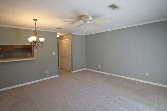 7022 Chapel St-Unit -15 in Pensacola, FL - Building Photo - Building Photo