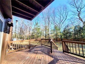 196 Angell Rd in Lincoln, RI - Building Photo - Building Photo