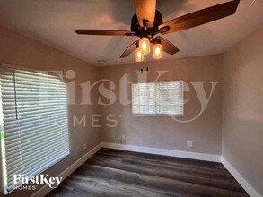 2670 Denicke St in North Port, FL - Building Photo - Building Photo