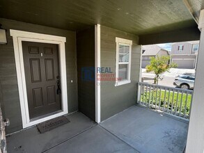 3092 Cub Lake Dr in Loveland, CO - Building Photo - Building Photo