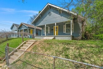 1944 Milam St in Shreveport, LA - Building Photo - Building Photo