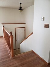 1370 N Riverbend Dr in Douglas, WY - Foto de edificio - Building Photo