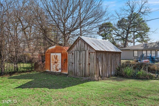 1009 Dale Dr in Benton, LA - Building Photo - Building Photo