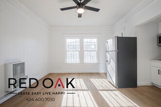 1026 W 22nd St in Los Angeles, CA - Foto de edificio - Building Photo