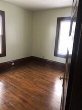 1601 E 32nd St in Minneapolis, MN - Building Photo - Building Photo