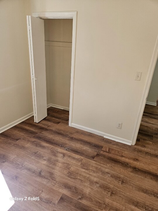 426 Leslie St in Newark, NJ - Building Photo
