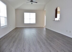 10225 Wood Fern Ct in Conroe, TX - Building Photo - Building Photo