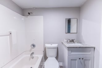 586 Oakside Dr SW in Atlanta, GA - Foto de edificio - Building Photo