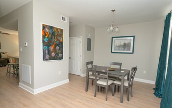2402 Bartholomew St in New Orleans, LA - Building Photo - Building Photo