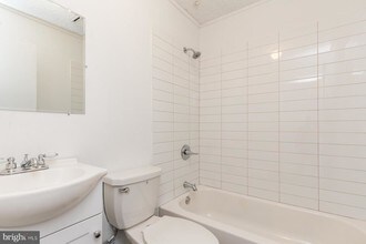 310 N 32nd St-Unit -2 in Philadelphia, PA - Building Photo - Building Photo