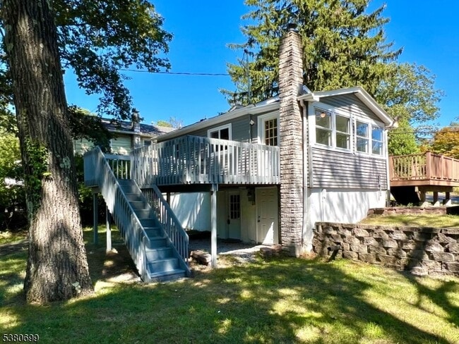 202 Dupont Ave in Hopatcong, NJ - Building Photo - Building Photo