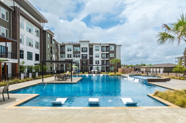 6514 Ross Rd in Del Valle, TX - Building Photo - Building Photo