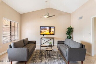 12318 W Fieldstone Dr in Sun City West, AZ - Building Photo - Building Photo