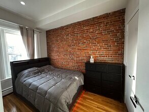 678 Massachusetts Ave, Unit 4 in Boston, MA - Building Photo - Building Photo