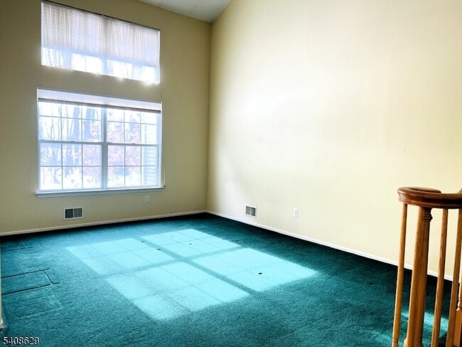 1802 Scarlett Dr in Hackettstown, NJ - Building Photo - Building Photo