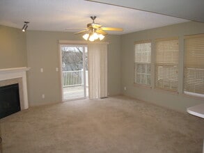 9806 N Lewis Ave in Kansas City, MO - Building Photo - Building Photo